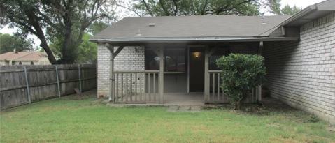 1402 Coffeyville Trail, Grand Prairie, TX 75052 photo 2