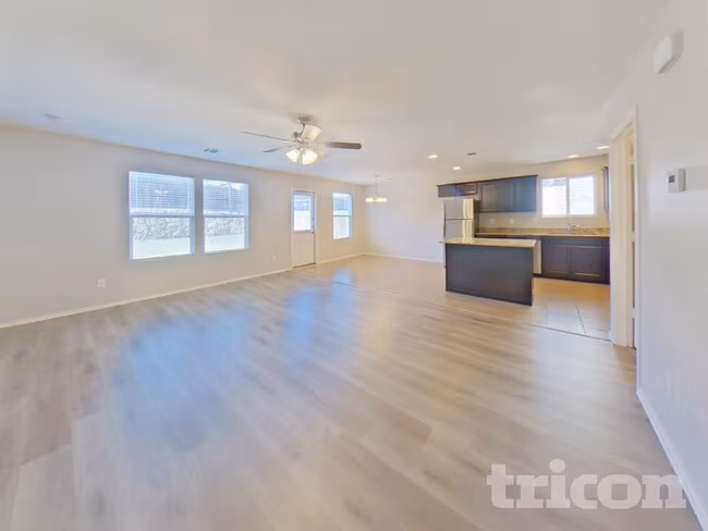 9921 Amosite Drive, Fort Worth, TX 76131 photo 3