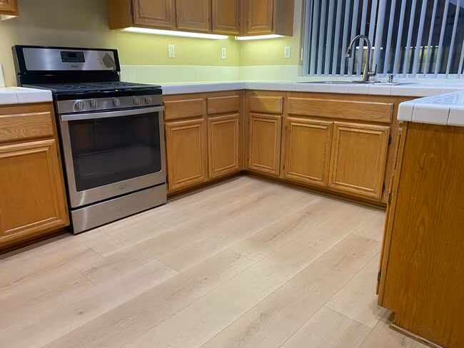 32552 Sunnyvail Cir Temecula, CA 92592 photo 4