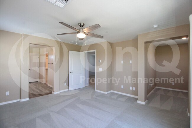29393 N 123rd Glen Peoria, AZ 85383 photo 3