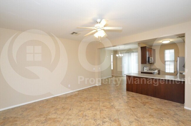 1453 S Sinova Ave Gilbert, AZ 85296 photo 3