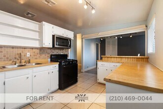 800 Brooks Ave Schertz, TX 78154 photo 5