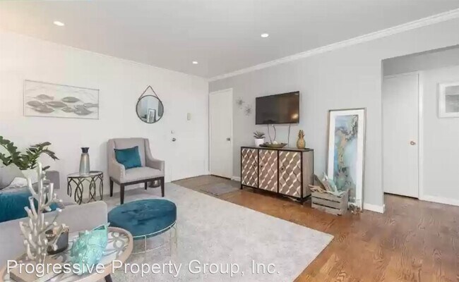 1734 Bay Street, San Francisco, CA 94123 photo 4