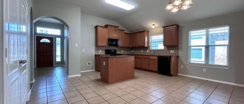 2037 Rachel Ln Round Rock, TX 78664 photo 5