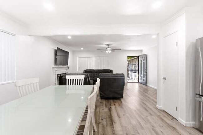 685 Jennings Dr San Jose, CA 95111 photo 3