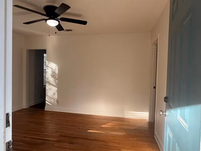 928 East 56th Street, Austin, TX 78751 photo 5