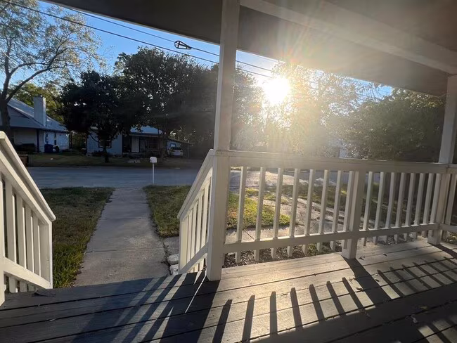 928 East 56th Street, Austin, TX 78751 photo 3