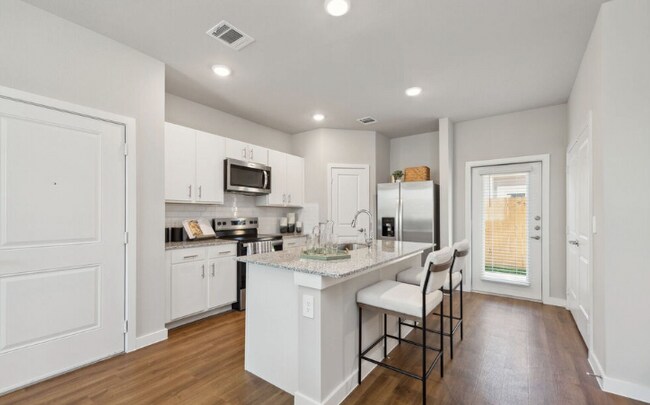 2200 North Buddy Hayes Blvd Anna, TX 75409 photo 2