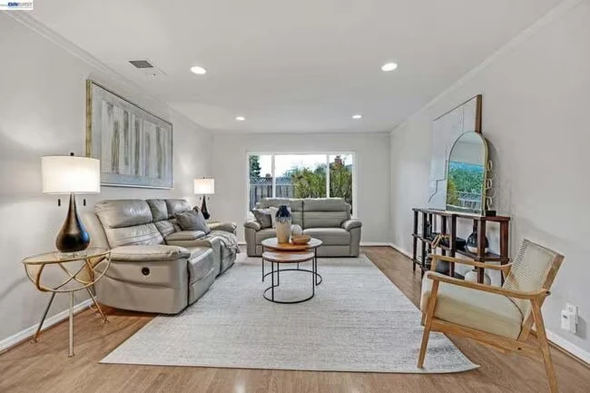 4034 Francisco St Pleasanton, CA 94566 photo 2