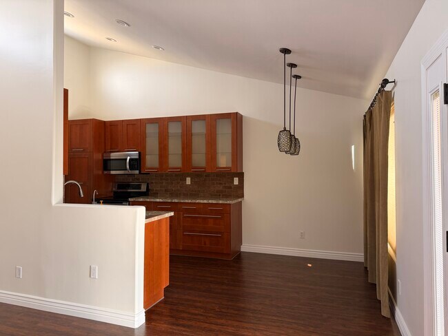 4226 N 22nd St Phoenix, AZ 85016 photo 4