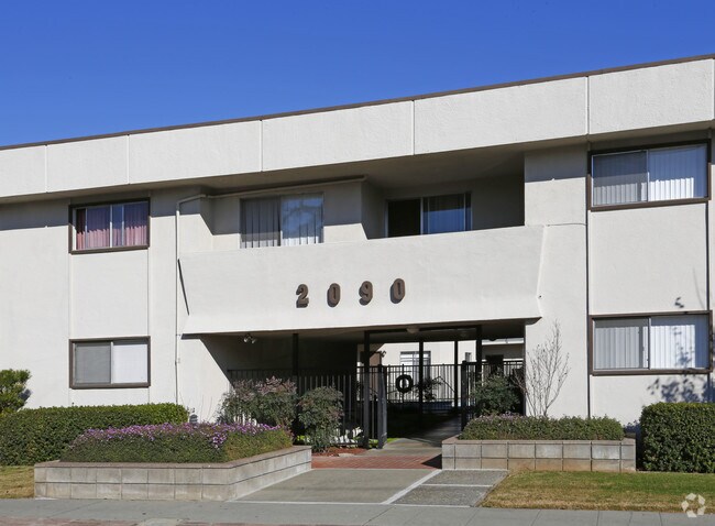 2090 Radio Avenue, San Jose, CA 95125 photo 3