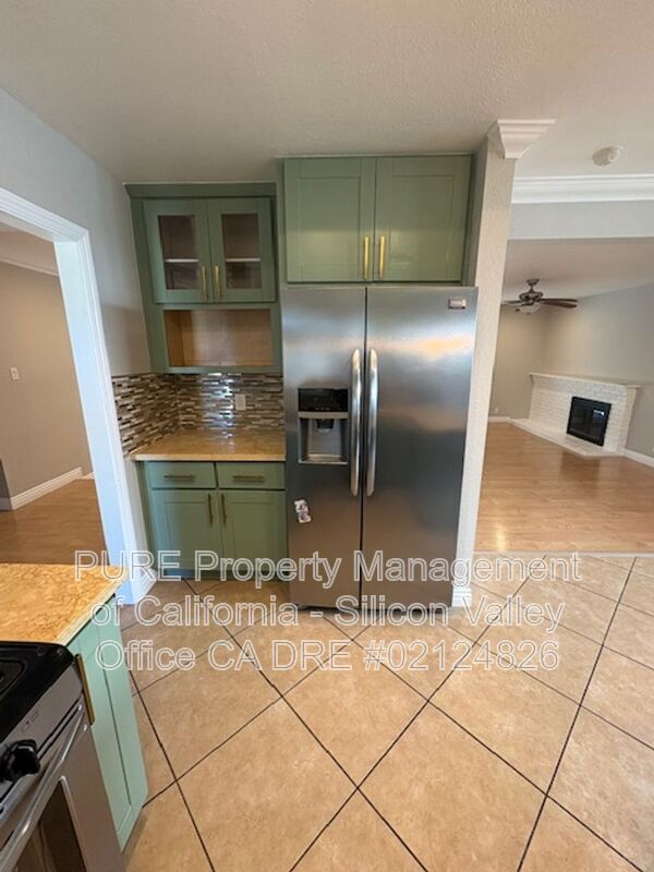 2883 Vía Encinitas San Jose, CA 95132 photo 4