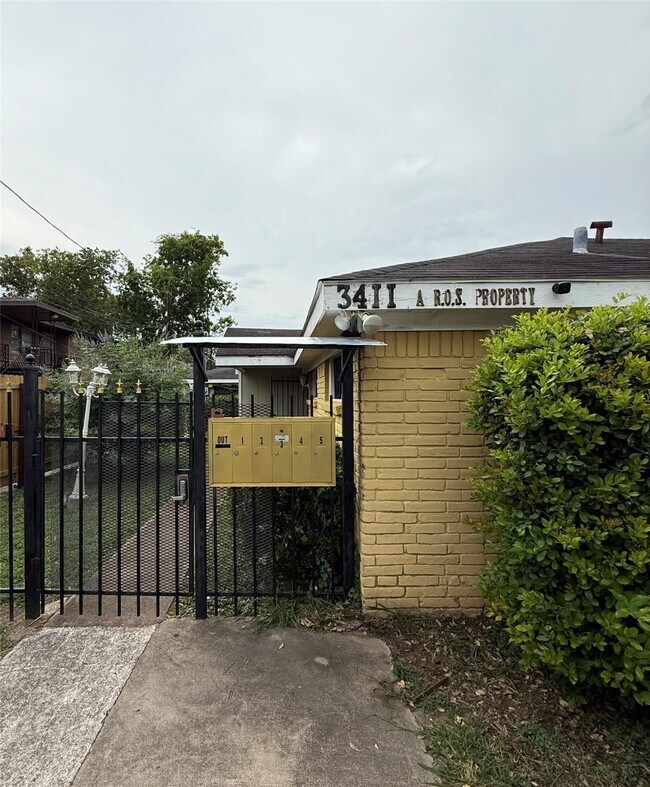 3411 Drew Street, Houston, TX 77004 photo 2