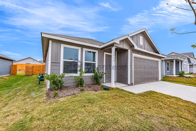 3012 Yellow Pine Avenue, Fort Worth, TX 76179 photo 4