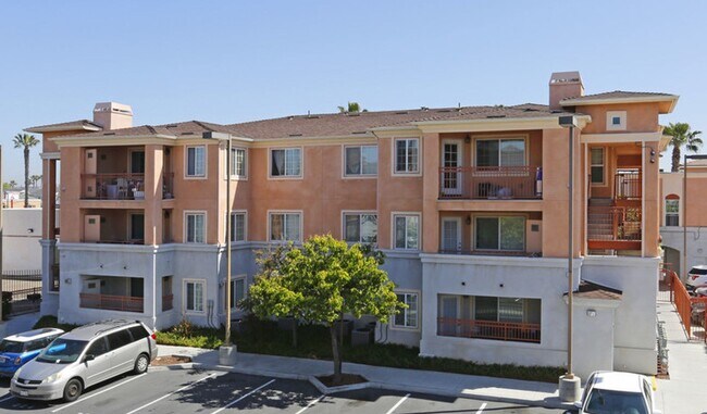 Pharus Plaza photo 2