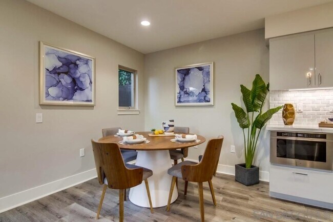 3030 Jarvis St San Diego, CA 92106 photo 5