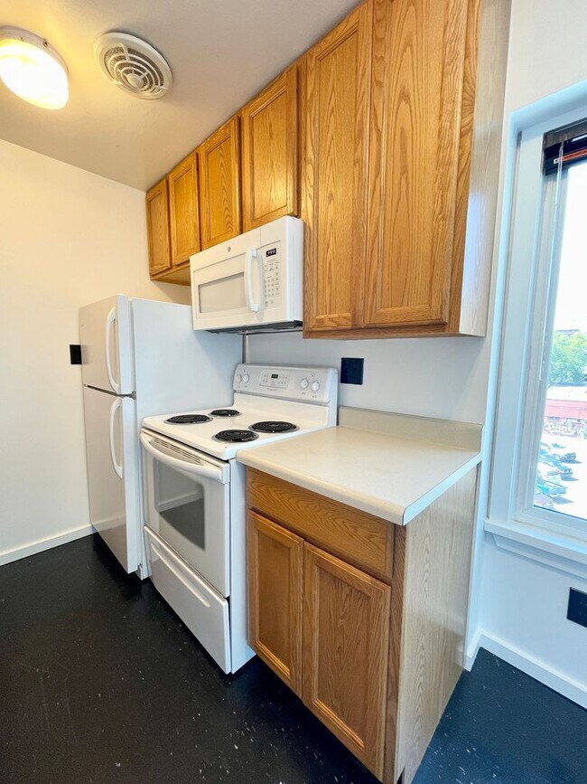 Escolier Apartments photo 4