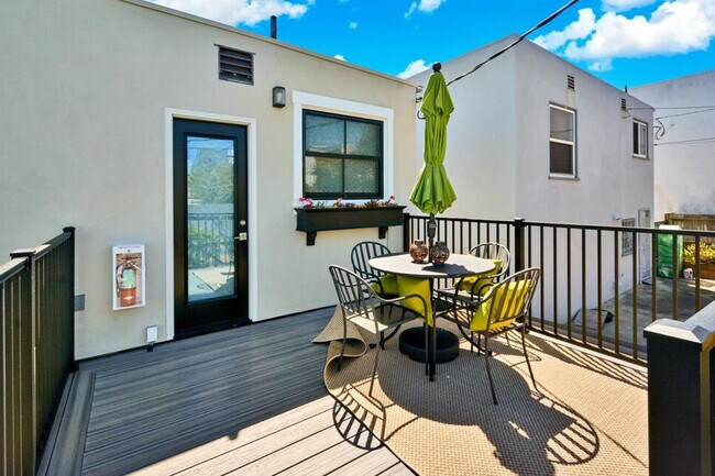90 Pinehaven Dr photo 3