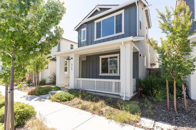 2742 Bella Cir Santa Rosa, CA 95407 photo 3