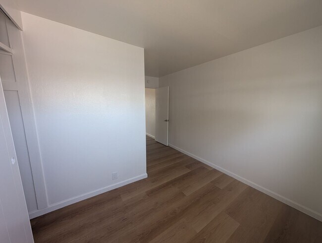 1213 San Pablo Ave Berkeley, CA 94706 photo 4