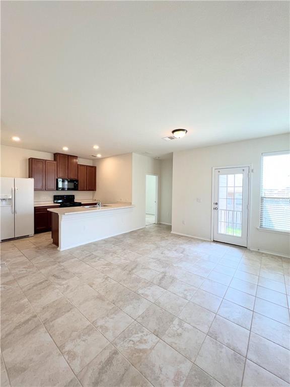901 Solitude Dr Pflugerville, TX 78660 photo 4