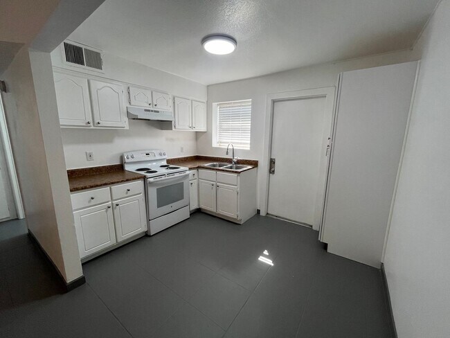 1020 North 11th St Phoenix, AZ 85006 photo 2