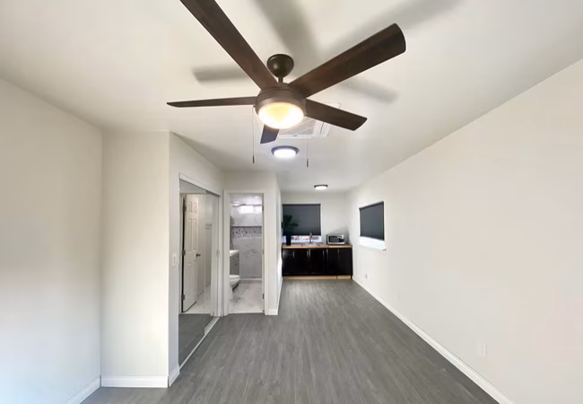 224 W 8th Ave Escondido, CA 92025 photo 2