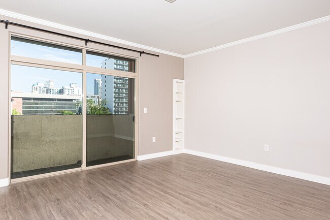 1501 Front St San Diego, CA 92101 photo 2