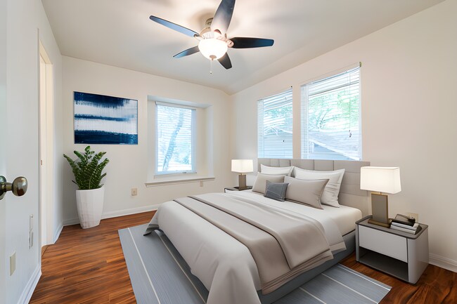 201 E 35th St Austin, TX 78705 photo 4