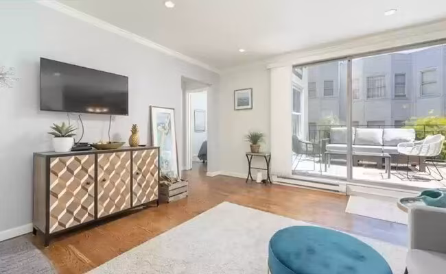 1734 Bay St San Francisco, CA 94123 photo 5