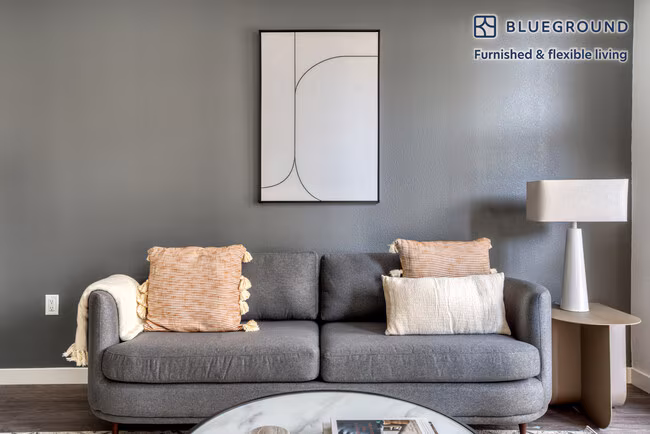 4310 Hubbard St Emeryville, CA 94608 photo 4