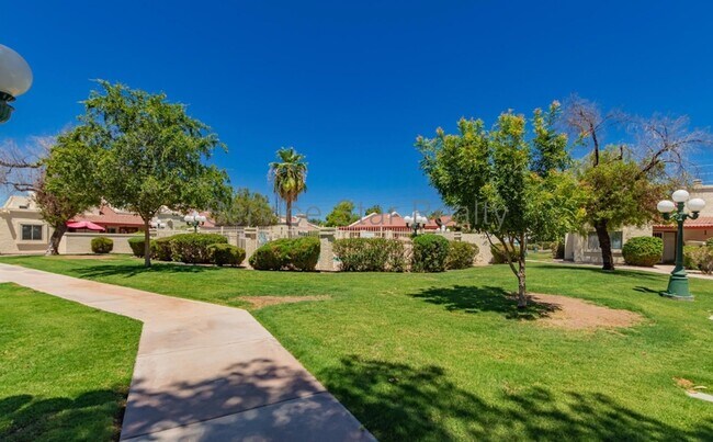 633 West Southern Avenue, Tempe, AZ 85282 photo 4