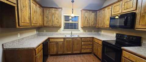 1110 Avendale Drive, Weatherford, TX 76086 photo 3