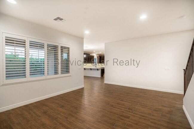 227 E Beatryce St Tempe, AZ 85288 photo 5