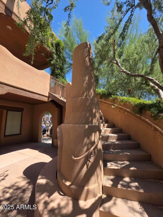 16715 E Parkview Ave Fountain Hills, AZ 85268 photo 3