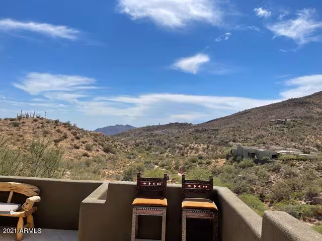 9915 E Graythorn Dr Scottsdale, AZ 85262 photo 2