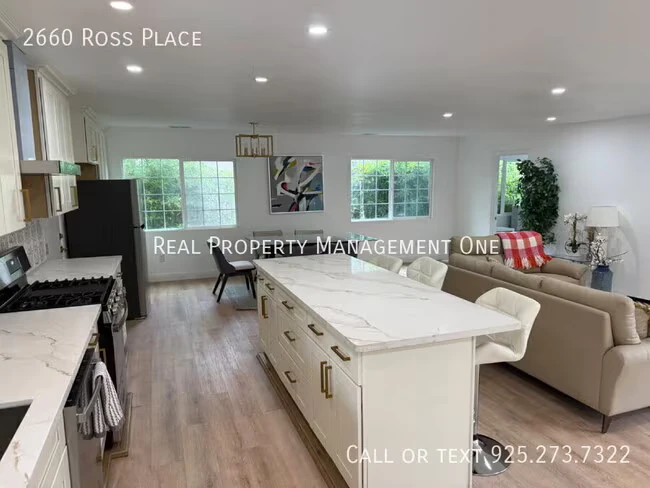 2660 Ross Pl Walnut Creek, CA 94597 photo 2