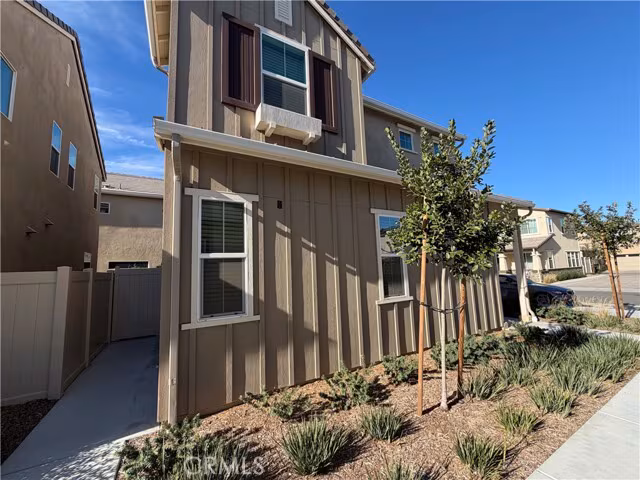 32703 Brunello Wy Temecula, CA 92591 photo 2