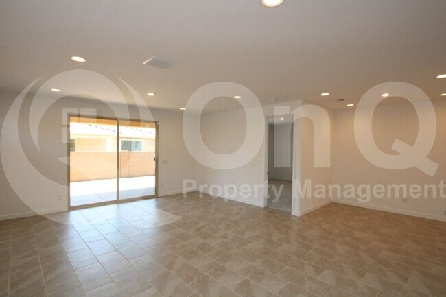 17155 W Artemisa Ave Surprise, AZ 85387 photo 5
