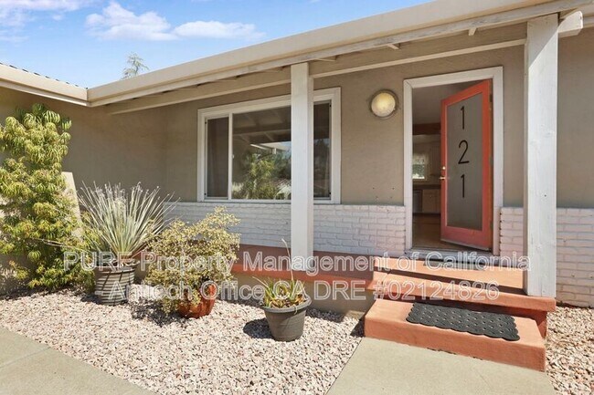 121 Ridgerock Dr photo 3