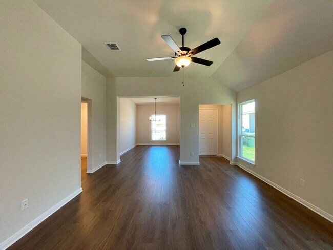 3050 Dade Loop Temple, TX 76504 photo 2