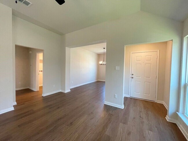 3050 Dade Loop Temple, TX 76504 photo 4