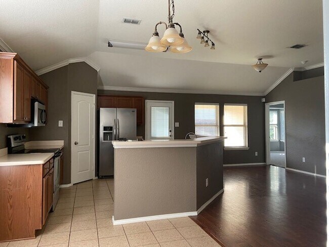 344 Amethyst Drive, Fort Worth, TX 76131 photo 5
