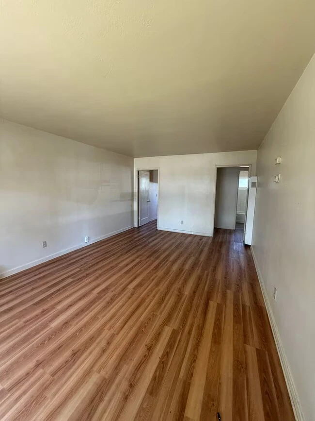 618 Utah St Fairfield, CA 94533 photo 3