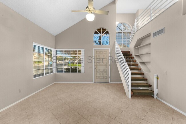 3915 E Gail Dr Phoenix, AZ 85044 photo 4
