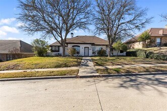 3005 Club Hill Drive, Garland, TX 75043 photo 3