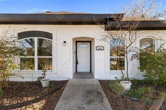 3005 Club Hill Drive, Garland, TX 75043 photo 2