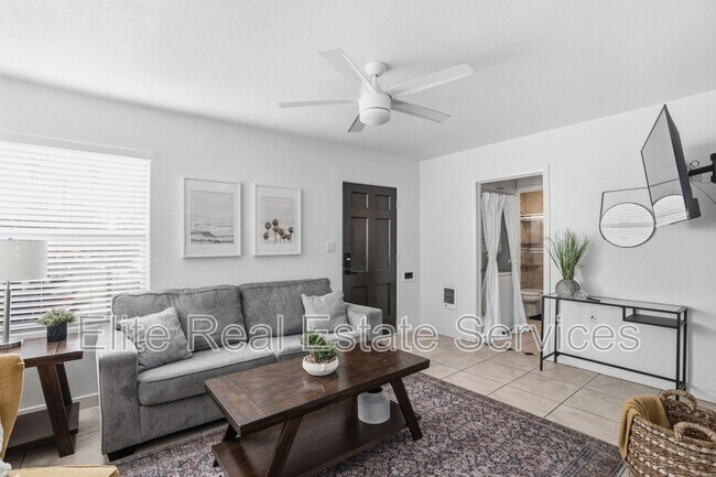 2606 Juan Street, San Diego, CA 92110 photo 3