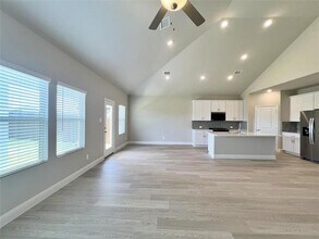 678 Woodland Avenue, Lavon, TX 75166 photo 3