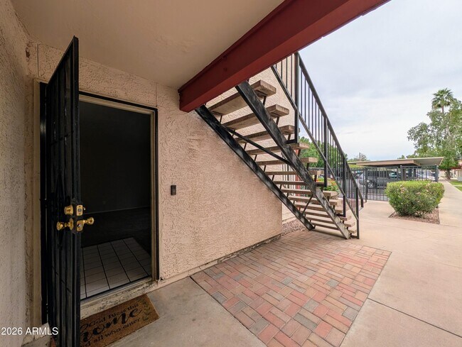 4211 E Palm Ln Phoenix, AZ 85008 photo 5